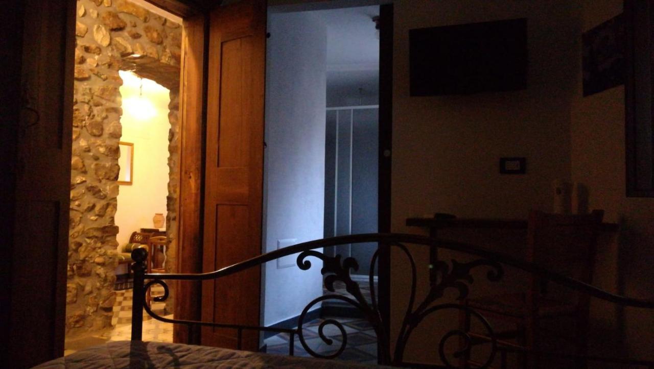 Bed and Breakfast Deiana Santu Lussurgiu Esterno foto