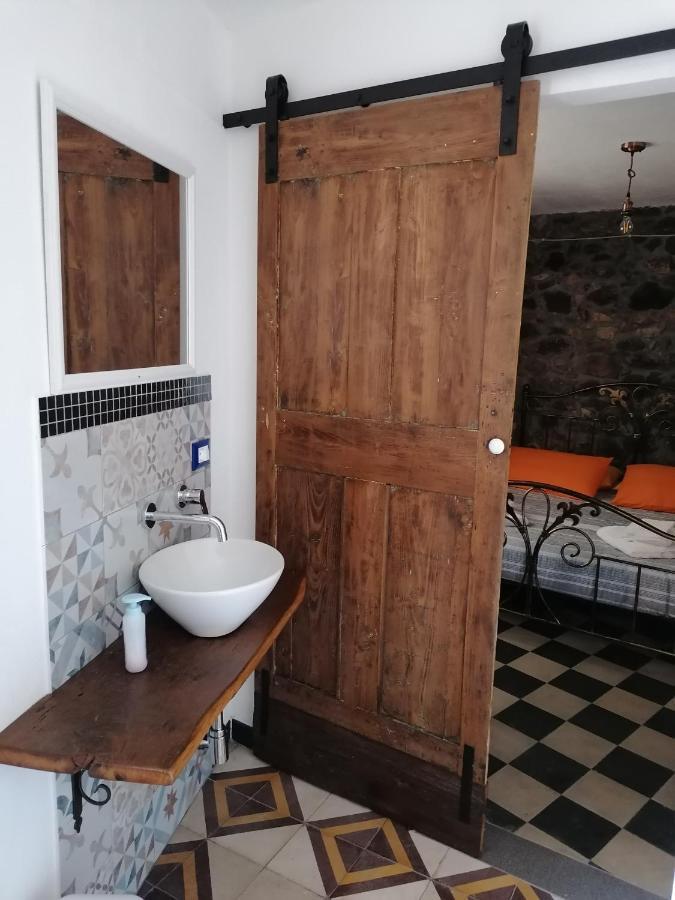 Bed and Breakfast Deiana Santu Lussurgiu Esterno foto
