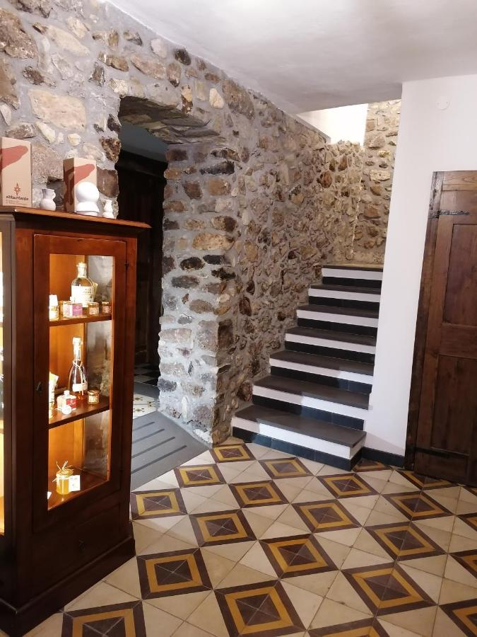 Bed and Breakfast Deiana Santu Lussurgiu Esterno foto