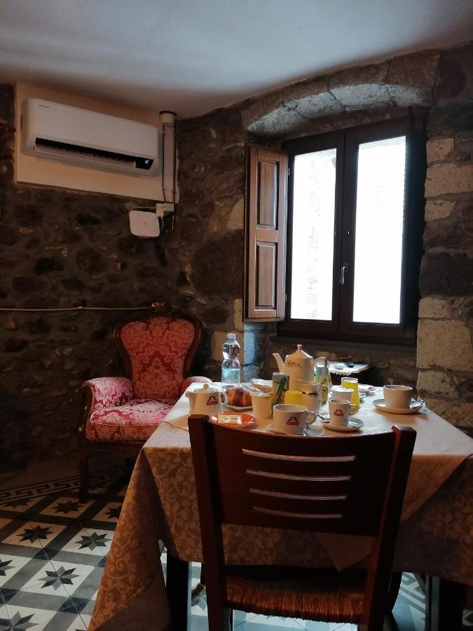 Bed and Breakfast Deiana Santu Lussurgiu Esterno foto