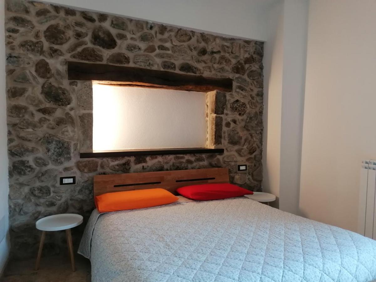 Bed and Breakfast Deiana Santu Lussurgiu Esterno foto